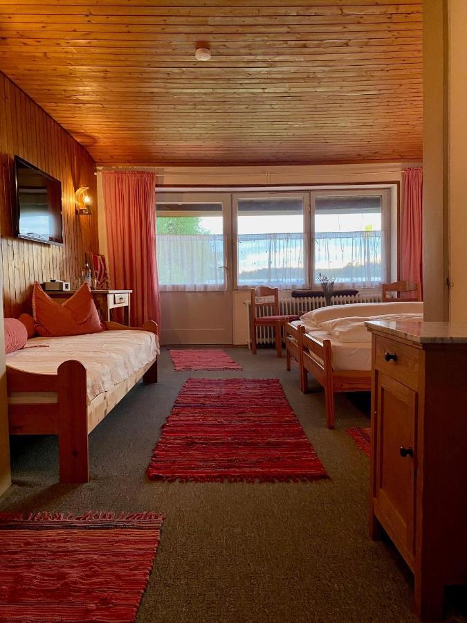 Lago Mio - Pension Am See - Bei Uns Verbringt Ihr Eine Wundervolle Zeit Direkt Am Wasser Worthsee Dış mekan fotoğraf